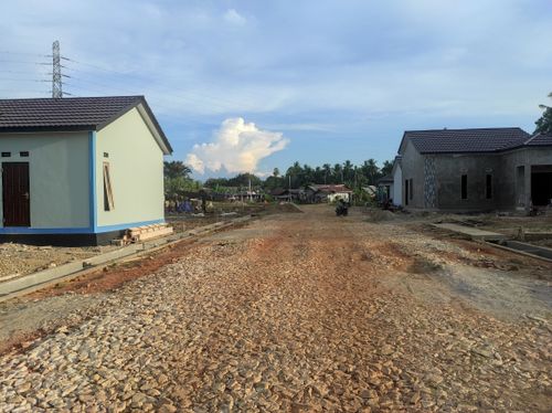 foto posisi tengah perumahan ISTANA ANUGRAH MURAKATA REGENCY
