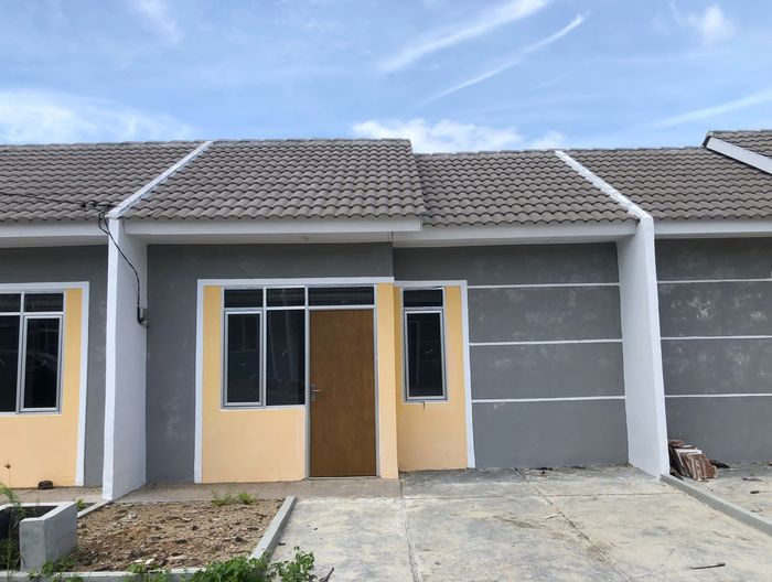 foto tampak rumah tipe 30/60 perumahan Puri Sava Sukamaju