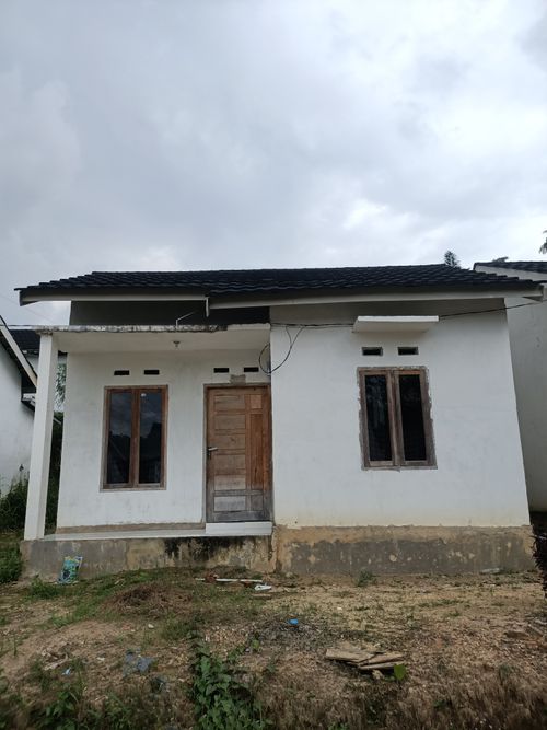 foto contoh rumah perumahan GRAHA HALIM 1