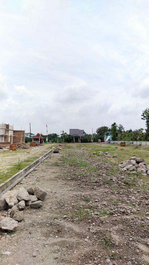 foto posisi tengah perumahan GRAHA SUKOWATI 3 SEDAYU PERMAI