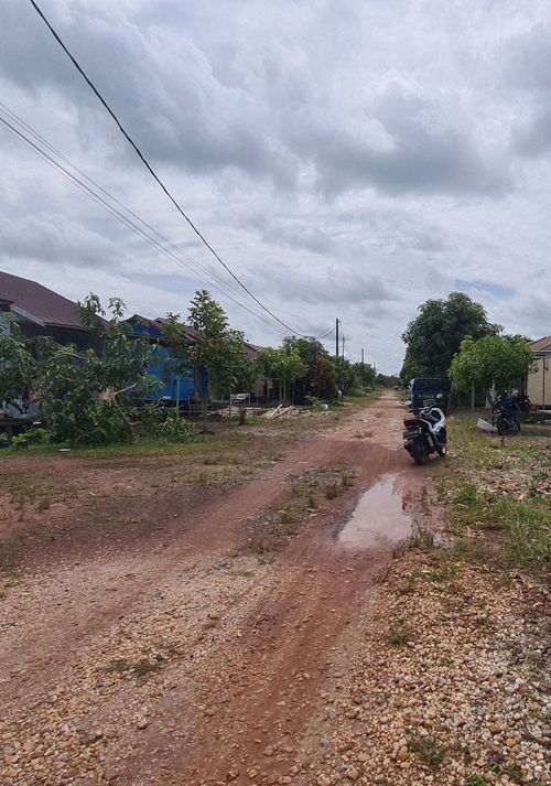 foto posisi tengah perumahan KOMPLEK SEJAHTERA MANDIRI ASRI