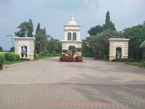 foto gerbang perumahan GRAHA BAGASASI 2