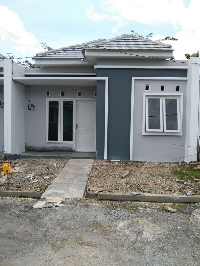 foto tampak rumah tipe 30 perumahan Foresta Residence