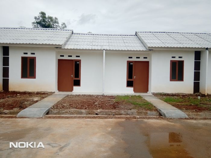 foto tampak rumah tipe 30/60 perumahan Taman Ria Persada Setu 1