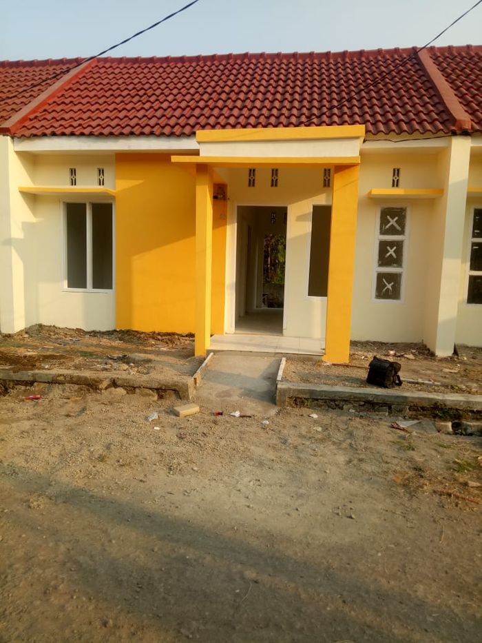 foto tampak rumah tipe 36/72 perumahan GRAHA MAHESKA PASALAKAN