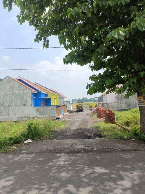 foto gerbang perumahan GRAND ATHAYA RESIDENCE 2