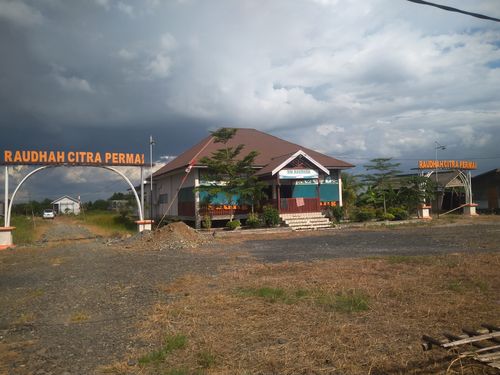 foto gerbang perumahan PERUMAHAN RAUDHAH CITRA PERMAI