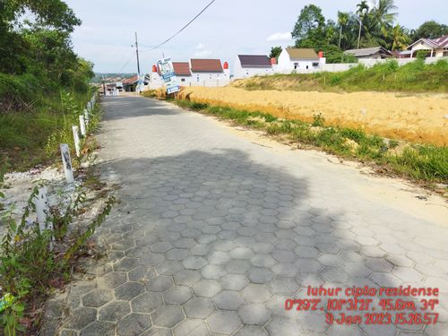 foto gerbang perumahan LUHUR CIPTA RESIDENCE II