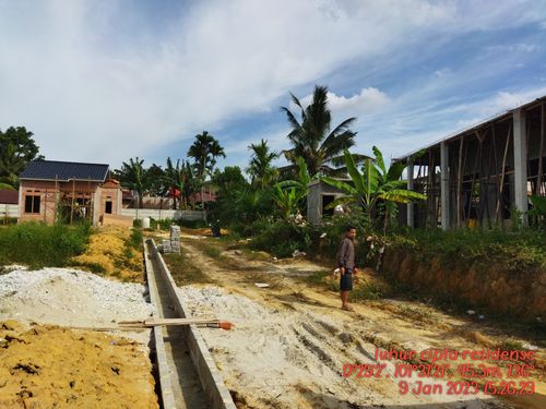 foto posisi tengah perumahan LUHUR CIPTA RESIDENCE II