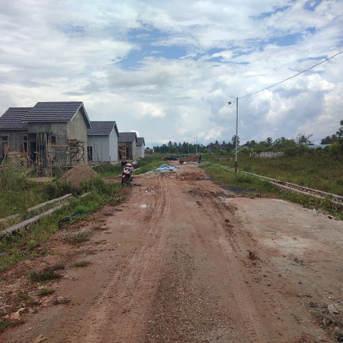 foto posisi tengah perumahan PONDOK RABBANI 4