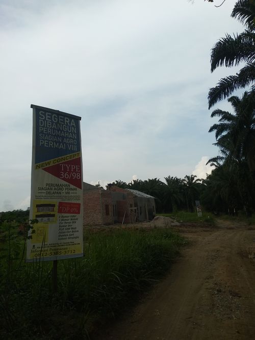 foto gerbang perumahan Siagian Agro Permai VIII