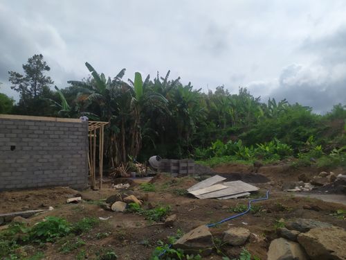 foto posisi tengah perumahan PERMAI LESTARI BANYUNING 2