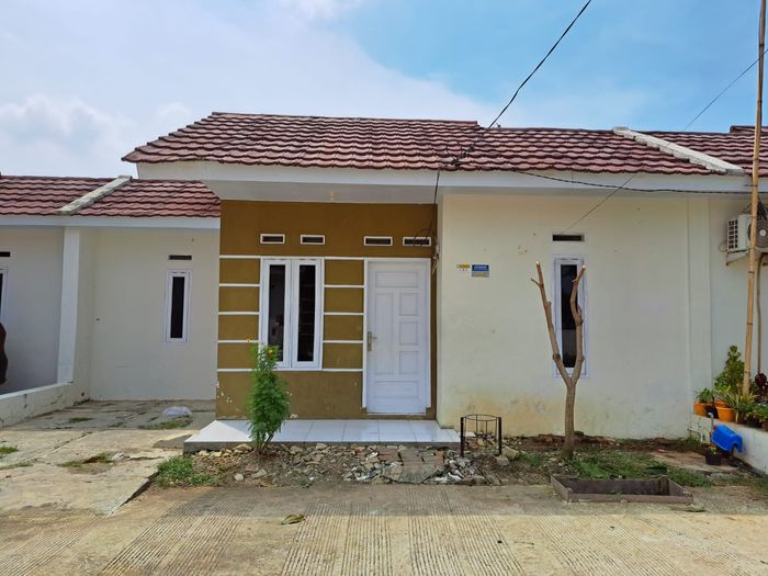 foto tampak rumah tipe MILENIAL perumahan BUMI DERMAYU INDAH 3