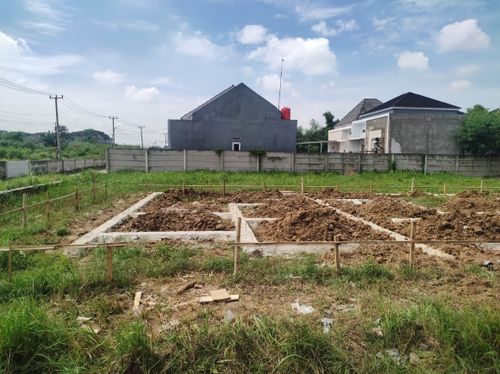 foto contoh rumah perumahan Saung Riung