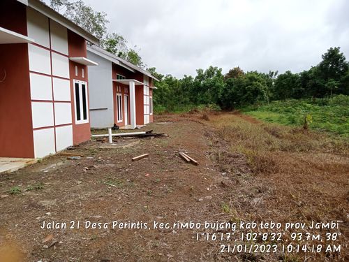 foto posisi tengah perumahan PURI PERINTIS RESIDENCE