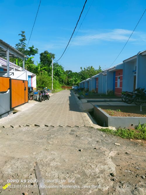 foto posisi tengah perumahan GRAHA KARTIKA MAJALENGKA