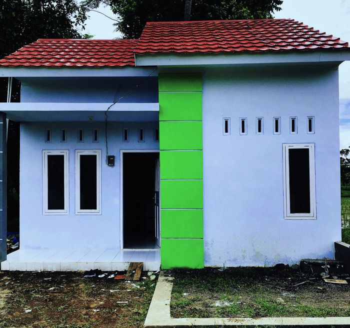 foto tampak rumah tipe Silver perumahan Griya Sukowono