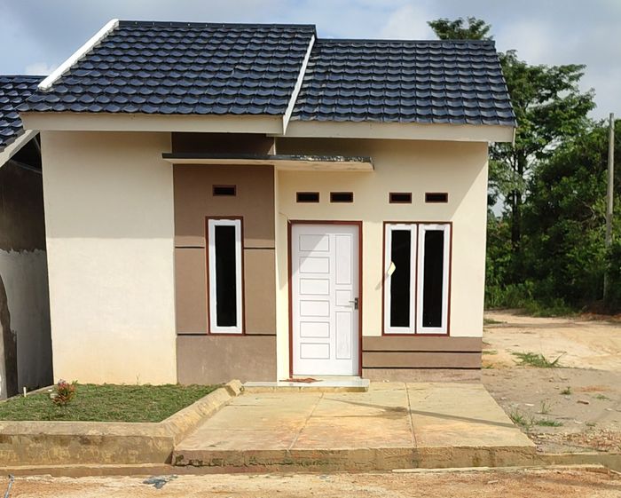 foto tampak rumah tipe RHS 36 perumahan ALFAR RESIDENCE
