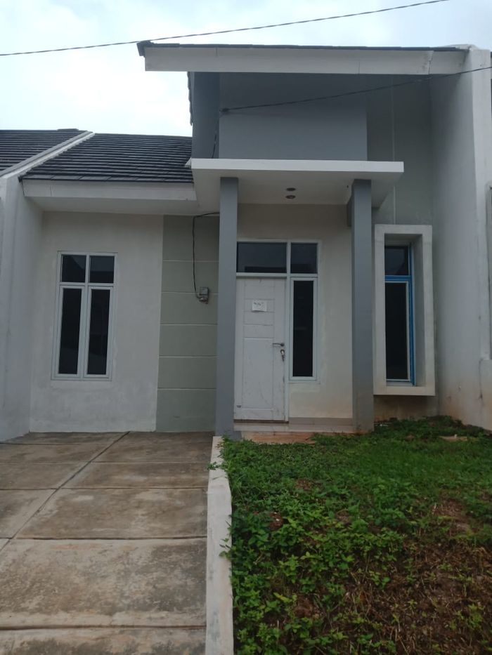 foto tampak rumah tipe T36/90 perumahan SERUA RESIDENCE
