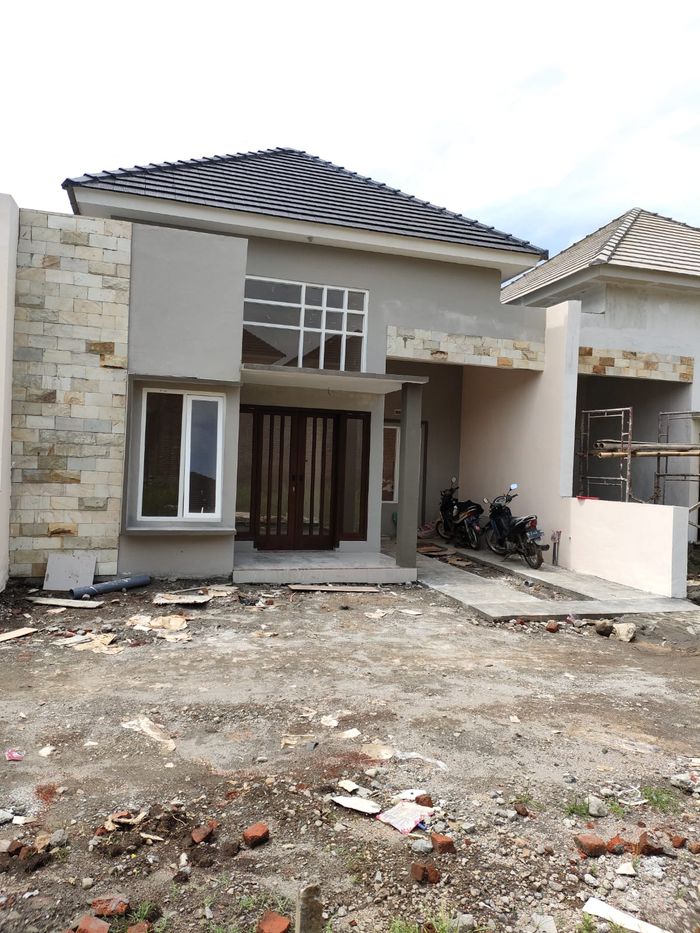 foto tampak rumah tipe 45/80 perumahan ANGGREK MAS REGENCY
