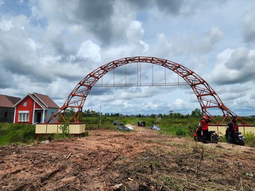 foto gerbang perumahan Hanum Regency