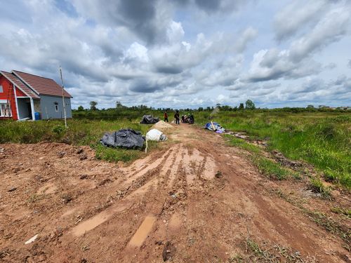 foto posisi tengah perumahan Hanum Regency