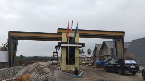 foto gerbang perumahan GRAND MUTIARA TANJUNG MORAWA