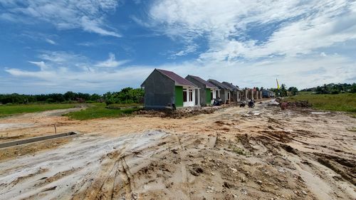 foto posisi tengah perumahan GRIYA ABADI
