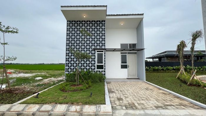 foto tampak rumah tipe KAWUNG perumahan Batik Karawang