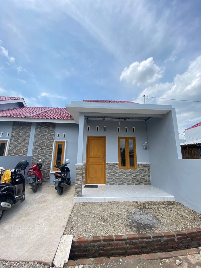 foto tampak rumah tipe 40 perumahan GRAHA SUKOWATI 3 SEDAYU PERMAI