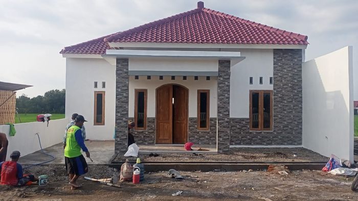 foto tampak rumah tipe 60 perumahan GRAHA SUKOWATI 3 SEDAYU PERMAI
