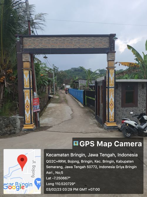 foto gerbang perumahan GRIYA BRINGIN ASRI 2