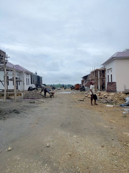 foto posisi tengah perumahan WAHANA RESIDENCE 2