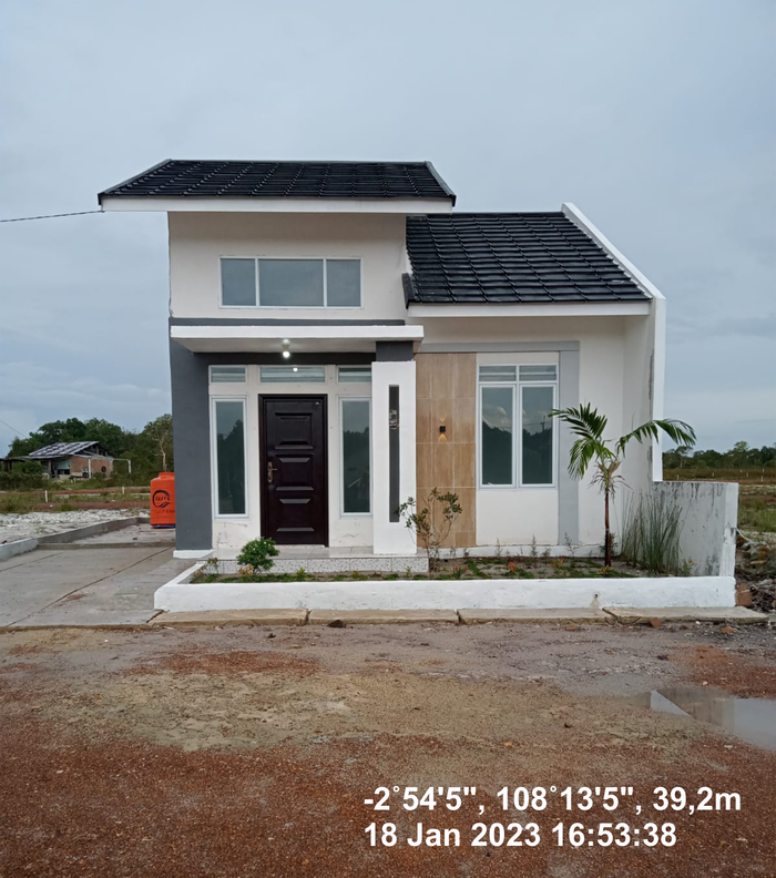 foto tampak rumah tipe KEPANG perumahan PERUMAHAN MANGGARAWAN PERMAI RESIDENCE