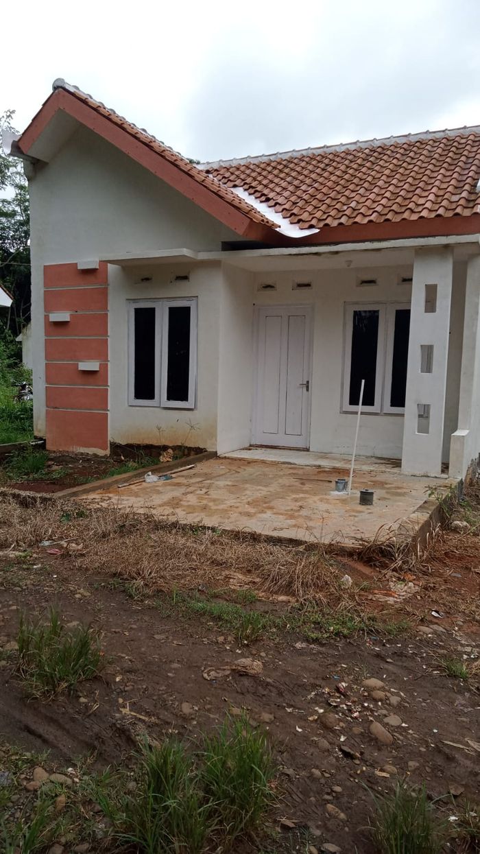 foto tampak rumah tipe SUBSIDI perumahan SERUNI BUMI NUSANTARA