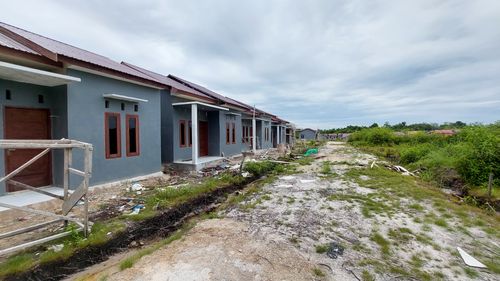 foto posisi tengah perumahan MUTIARA LABANGKA RESIDENCE 2