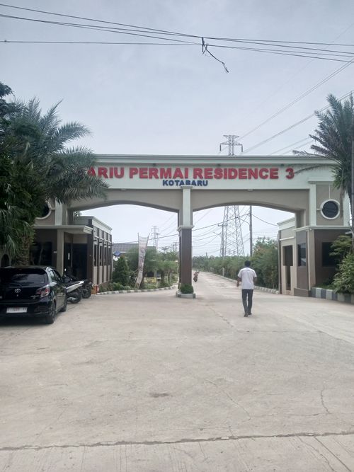 foto gerbang perumahan Cariu Permai Residence 3 Tahap 3