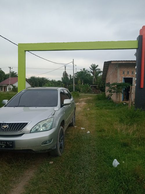 foto gerbang perumahan Green Lingga Tiga Residence