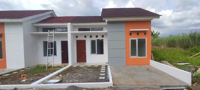 foto tampak rumah tipe 30 perumahan Saca Regency