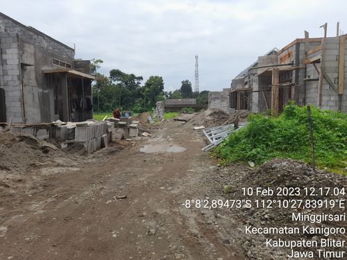 foto gerbang perumahan GRIYA KANIGORO RESIDENCE 1