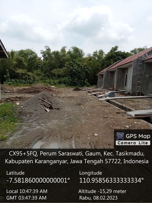 foto gerbang perumahan PERUM SARASWATI BARU 2