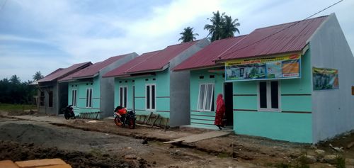 foto gerbang perumahan PERUMAHAN GRAND MAHONI