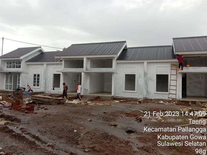 foto tampak rumah tipe 42/72 perumahan ZAMRUD RESIDENCE GUSUNG