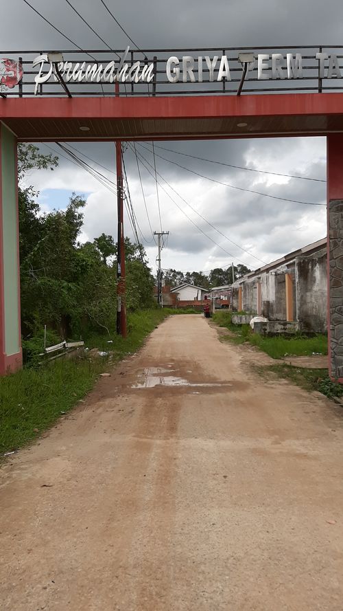 foto gerbang perumahan Griya Permata Serang 4