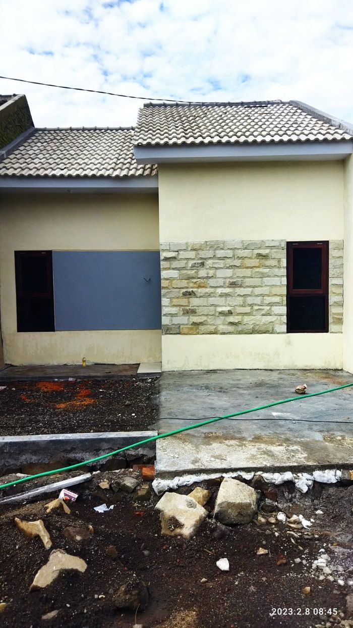 foto tampak rumah tipe Subsidi perumahan New Arjasa Asri