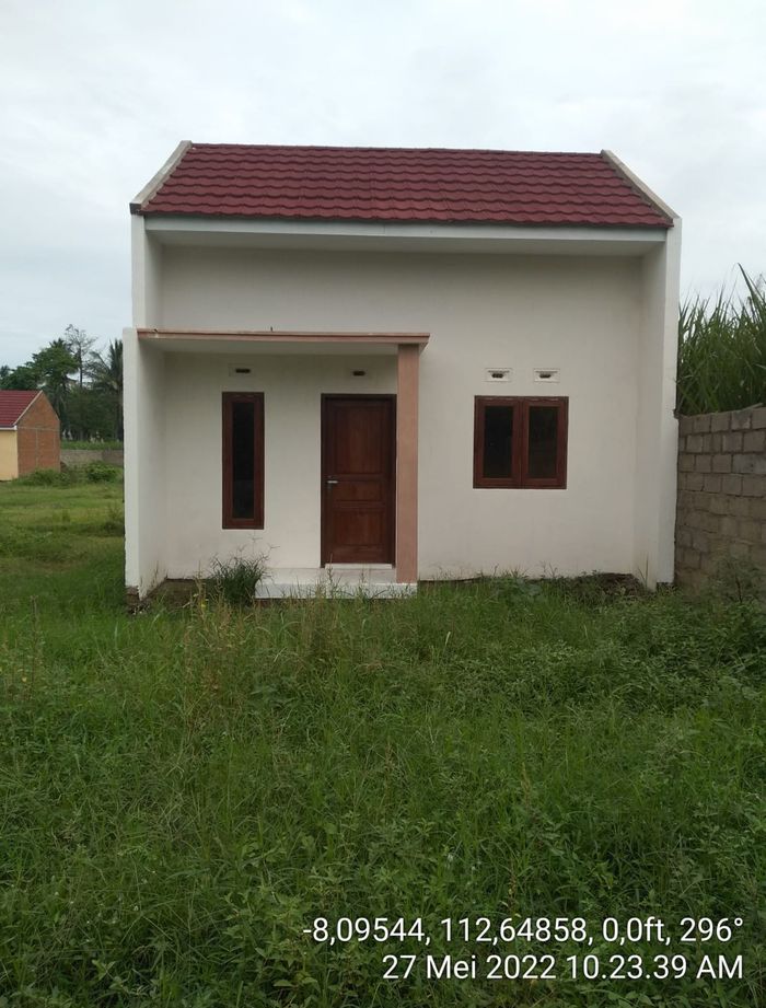 foto tampak rumah tipe 33 perumahan PURI BULULAWANG