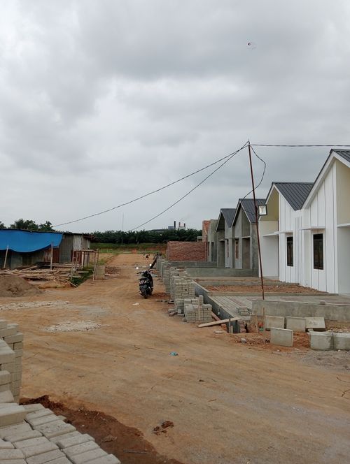 foto posisi tengah perumahan VILLA ALILA SHAFA