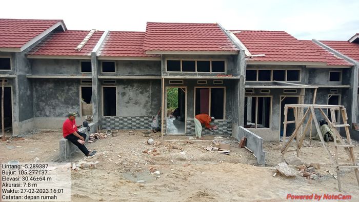 foto tampak rumah tipe 36/78 perumahan Perum Karang Indah Jaya