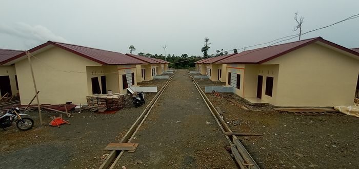 foto tampak rumah tipe 36 perumahan Residence Timika 4