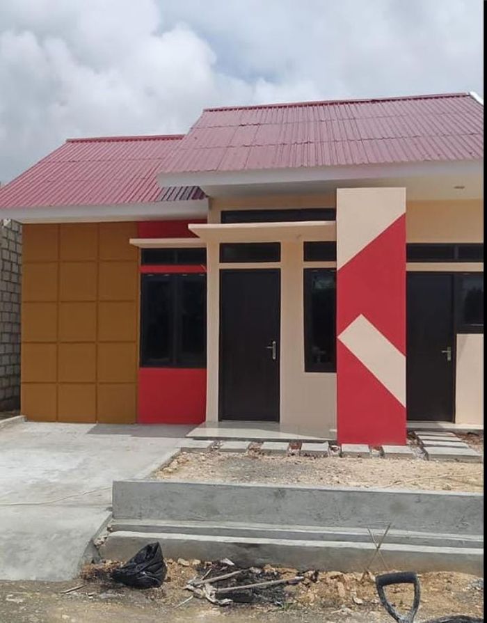 foto tampak rumah tipe 45 perumahan BERKAH CENDERAWASIH CENDEKIA HOLTEKAMP